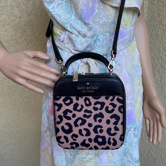 Kate Spade daisy graphic leopard vanity crossbody - Picture 3 of 16